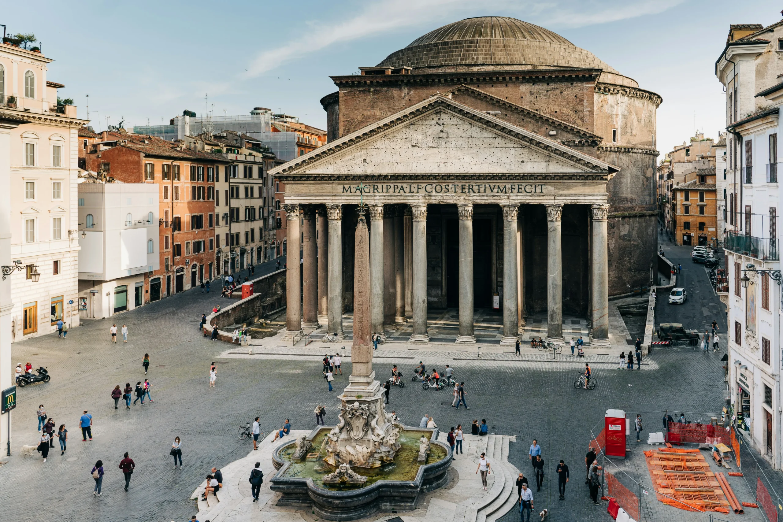 Italy Raises Pantheon Entry Fee to €7