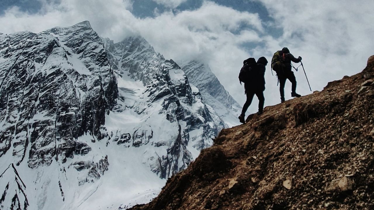 Do You Need to hire a Guide in nepal