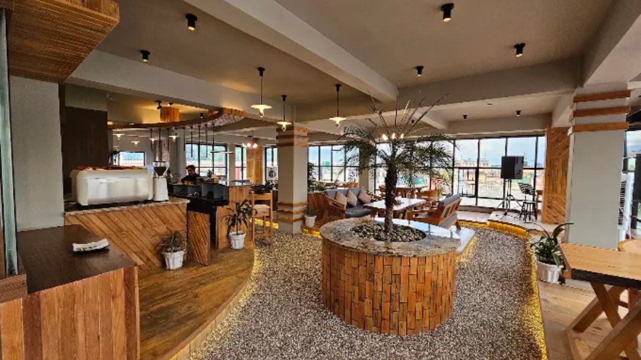 Hidden Garden Lounge and Bar