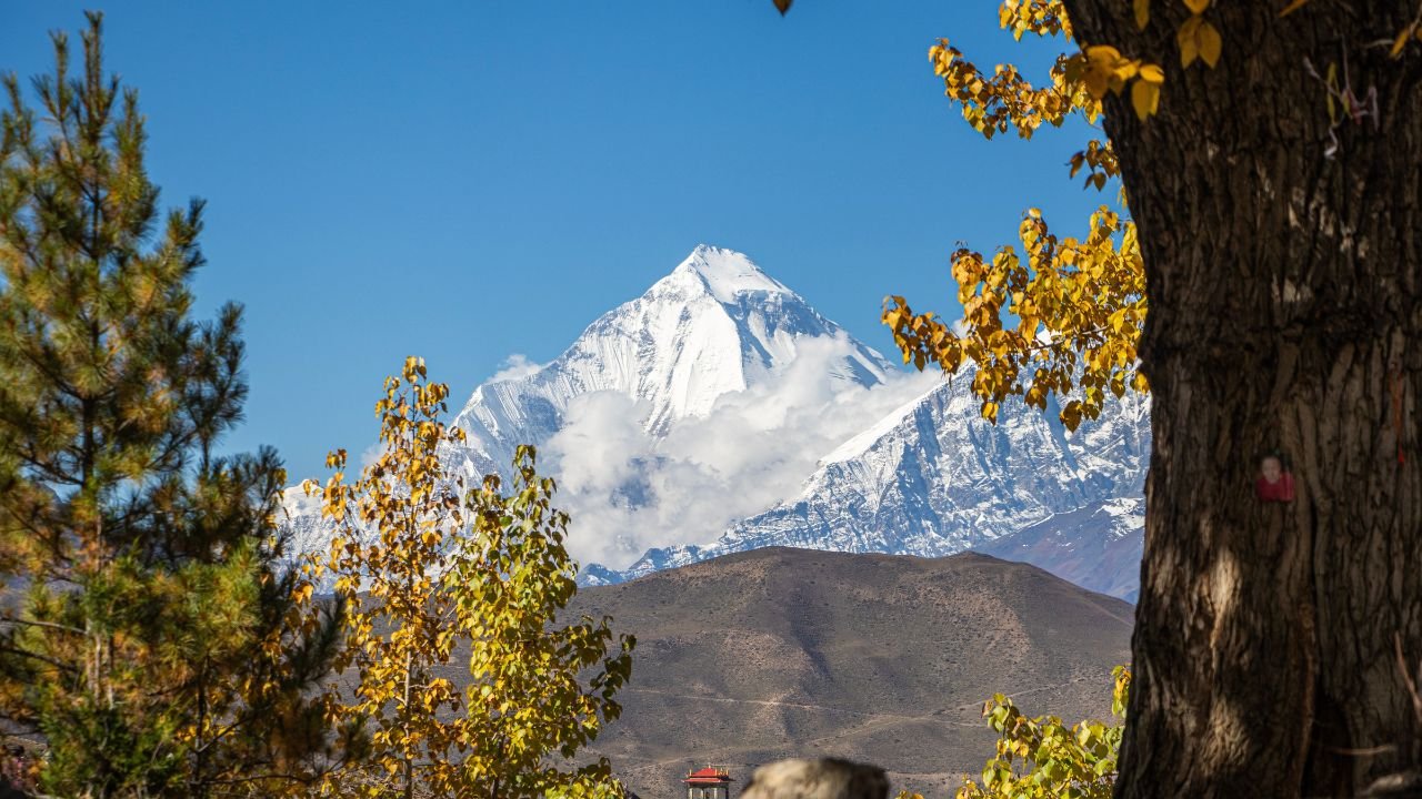 Autumn trekking in Nepal
